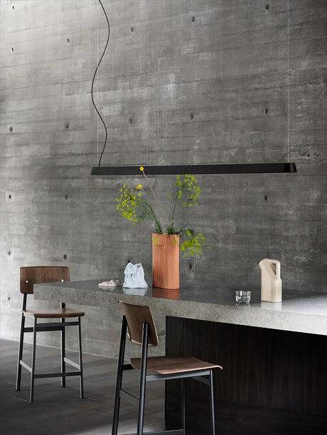 Linear Pendant Lamp 87,2 cm, schwarz von Muuto - 2 - Jacobsen Plus