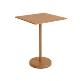 Linear Steel cafébord 70x70cm, H95 cm fra Muuto - Orange - Jacobsen Plus