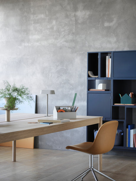 Fiber Side Chair, Leder, Swivel Base von Muuto - 2 - Jacobsen Plus