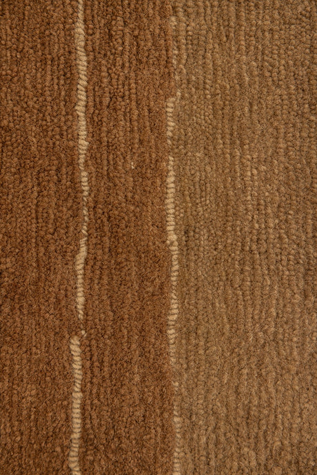 Drift Line Teppich, Terracotta von Linie Design - 140 x 200 cm. - Jacobsen Plus