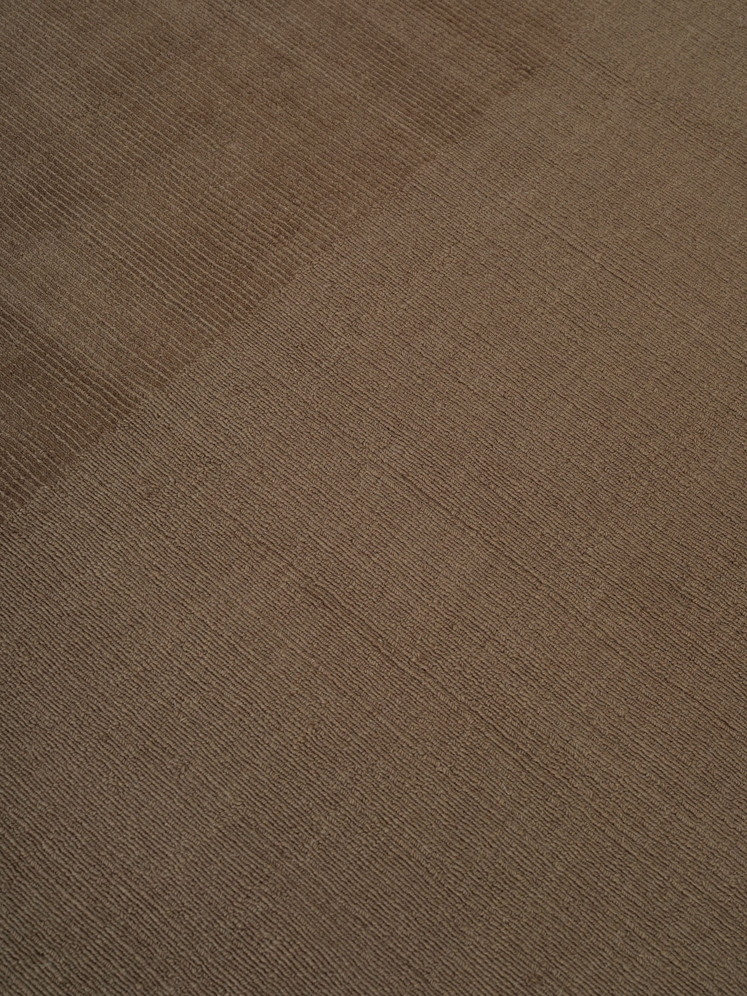 Echo Yano Teppich, Olive Brown von Linie Design