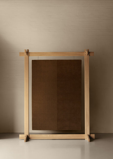 Echo Yano Teppich, Olive Brown von Linie Design - 1 - Jacobsen Plus