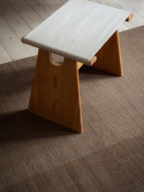 Echo Yano Teppich, Olive Brown von Linie Design - 140 x 200 cm. - Jacobsen Plus