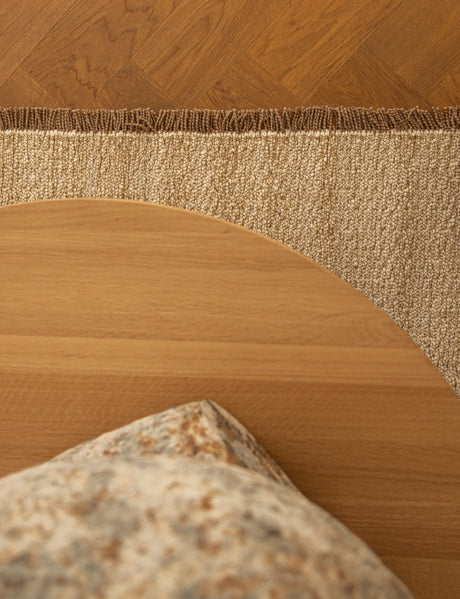 Soft Outline Teppich, Beige von Linie Design - 140 x 200 cm. - Jacobsen Plus