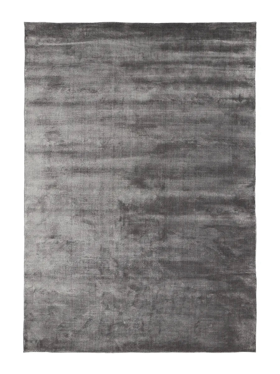 Lucens Tæppe fra Linie Design - 140 x 200 cm / Steel - Jacobsen Plus
