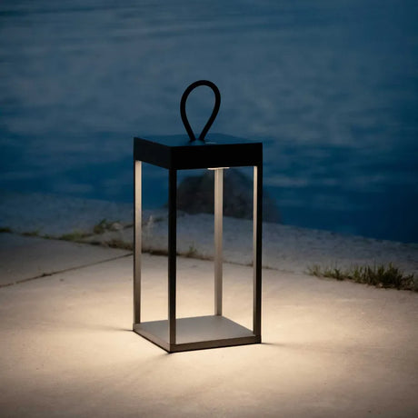 Lucerna Laterne mit LED von Loom Design - Lucerna 30 / Schwarz - Jacobsen Plus
