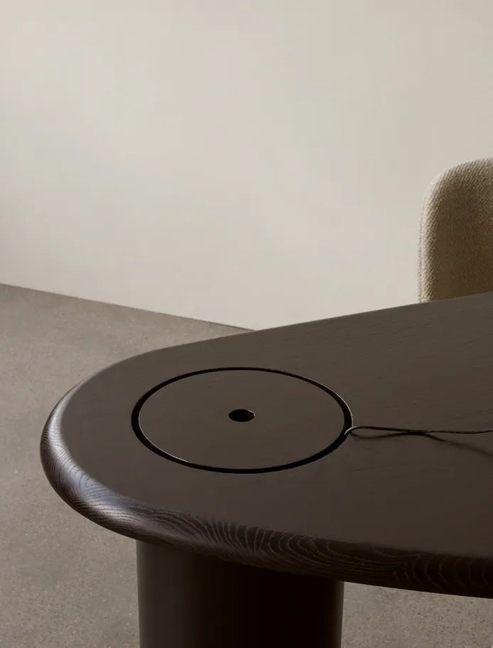 The Eclipse Desk von Audo Copenhagen - 3 - Jacobsen Plus