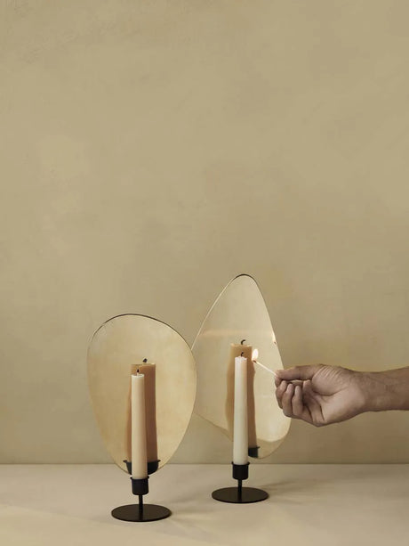 Flambeau Kerzenhalter, Tisch von Audo Copenhagen - H: 30 / Messing - Jacobsen Plus