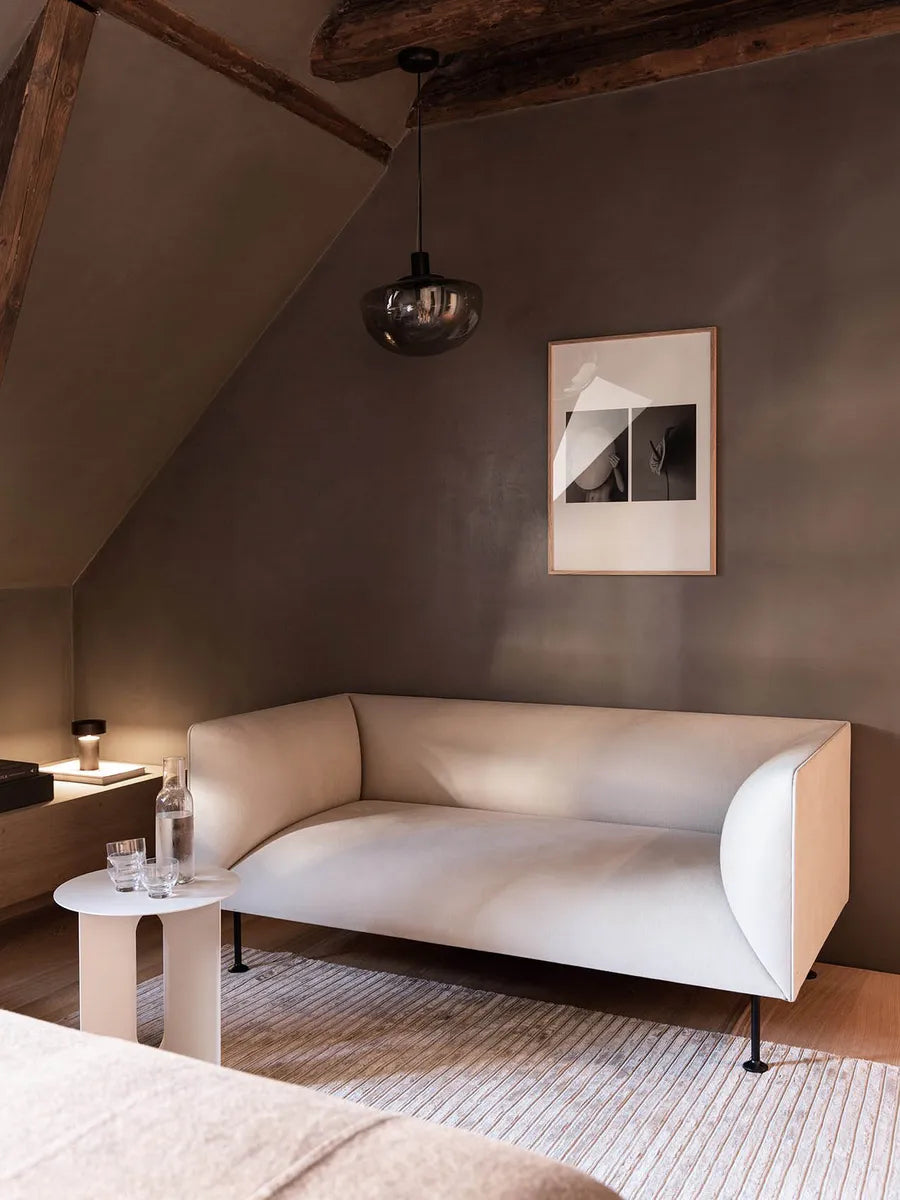 Androgyne Side Table fra Audo Copenhagen
