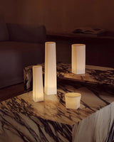 Plinth Bridge, Calacatta Viola marble fra Audo Copenhagen - 3 - Jacobsen Plus