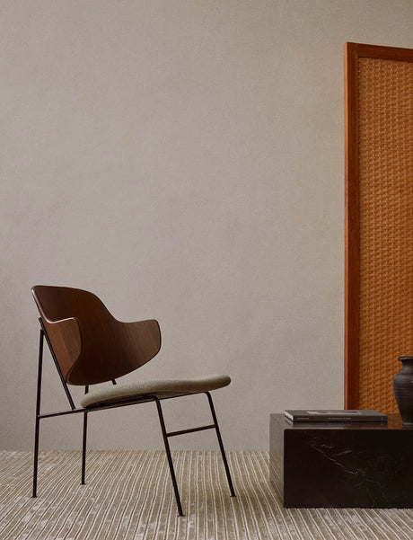 The Penguin Lounge Chair, Gepolstert von Audo Copenhagen - Walnuss / Re-wool 218 - Jacobsen Plus