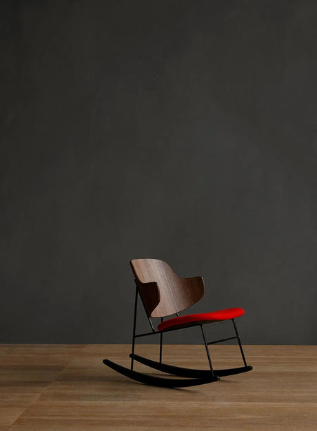The Penguin Rocking Chair, Gepolstert von Audo Copenhagen - Walnuss / Re-wool 218 - Jacobsen Plus