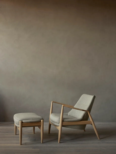 The Seal Lounge Chair, Low Back von Audo Copenhagen - Eg - Re-Wool 218 - Jacobsen Plus