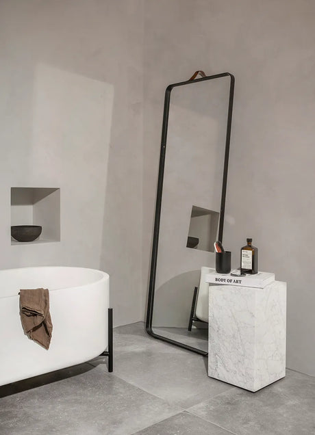 Plinth Tall White Carrara Marmor von Audo Copenhagen - 2 - Jacobsen Plus
