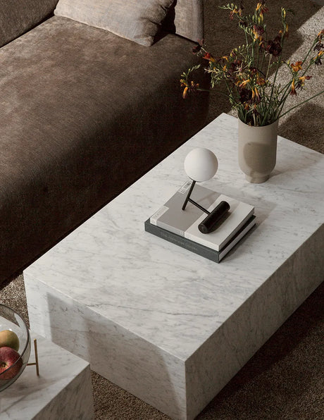 Plinth Low White Carrara Marmor von Audo Copenhagen - 3 - Jacobsen Plus