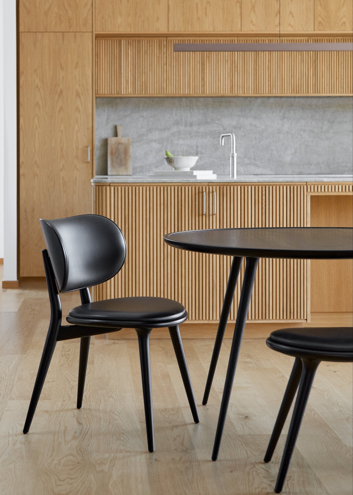 The Dining Chair fra Mater - 2 - Jacobsen Plus