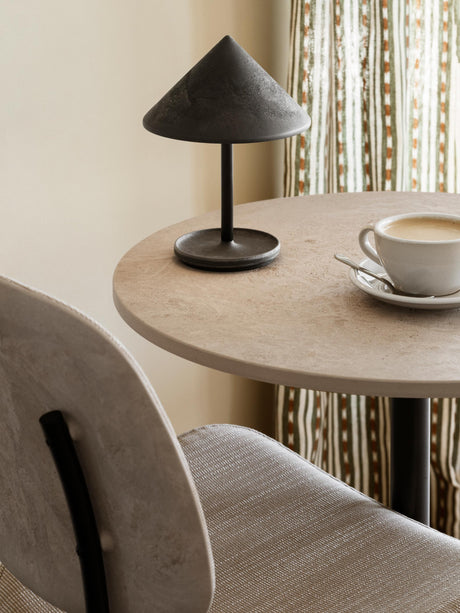 Terra tragbare Tischleuchte von Mater - Kaffeesatz Rostrot - Jacobsen Plus