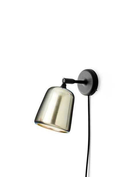 Material Wandleuchte von New Works - Gelber Stahl - Jacobsen Plus