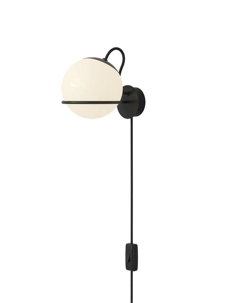 Model 237/1 Wandleuchte m. Schalter von Astep - Schwarz - Jacobsen Plus