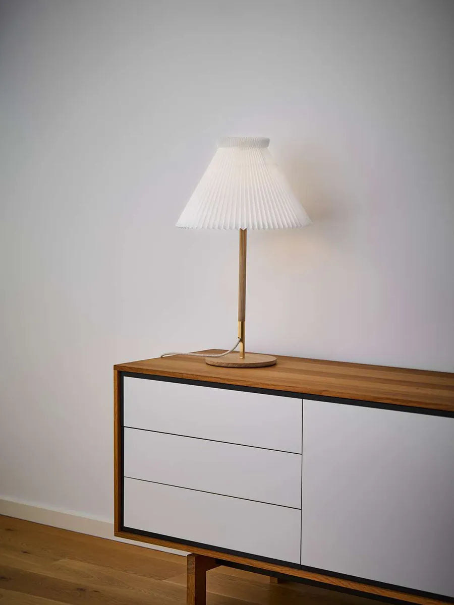 Model 328 Tischleuchte, Eiche von Le Klint - 2 - Jacobsen Plus