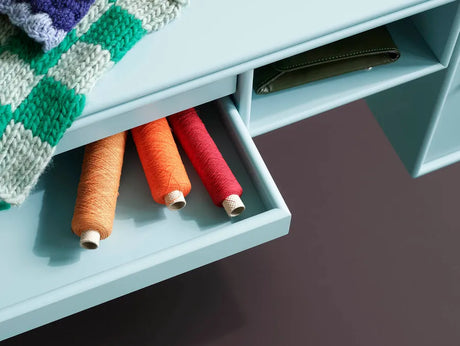 Bureau Schreibtisch von Montana - Anthrazit - Jacobsen Plus