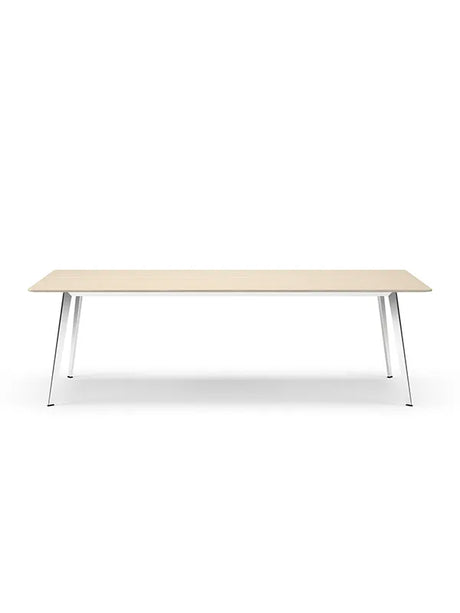 JW2410 Tisch von Montana - Massive Eiche / Aluminium (poliert) - Jacobsen Plus
