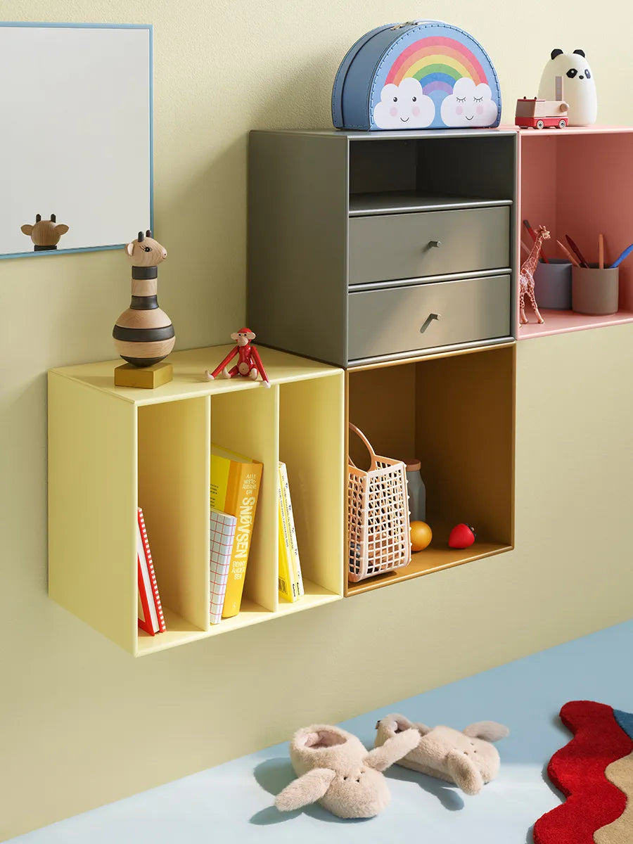 Montana Mini 1104 Modul m. vertikalen Regalbrett