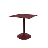 Panton café- og spisebord, 70x70 cm fra Montana - Burgundy linoleum / Black Red stel - Jacobsen Plus