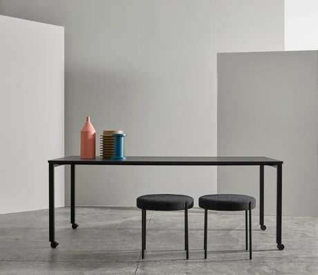 Panton Move Esstisch, Black von Verner Panton - 3 - Jacobsen Plus