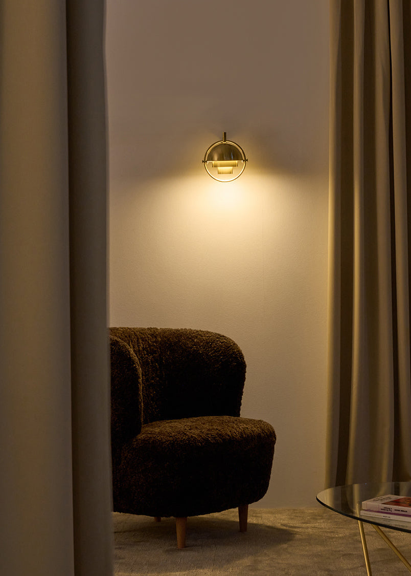 Multi-Lite væglampe fra GUBI - 1 - Jacobsen Plus