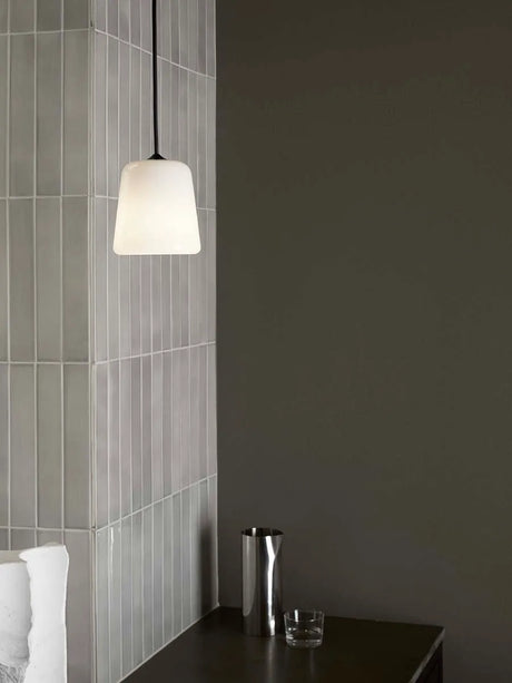Material Pendelleuchte von New Works - Eg - Jacobsen Plus