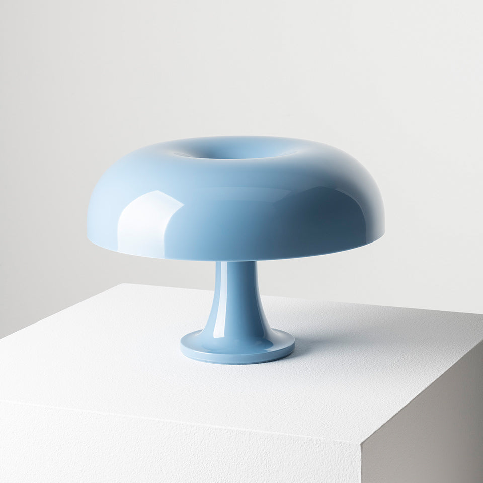 Nessino Bordlampe fra Artemide - Special edition light blue - Jacobsen Plus