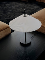 New Works Nebra bordlampe - 3 - Jacobsen Plus