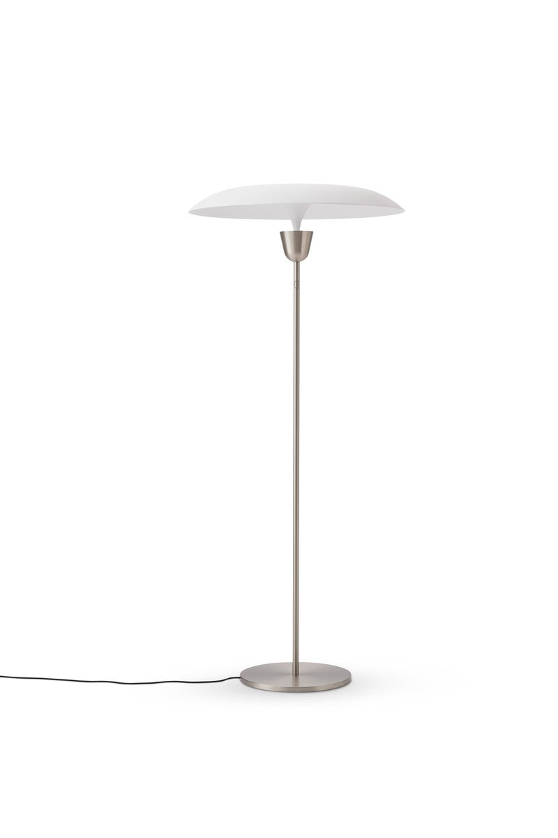 Kantarell gulvlampe fra New Works - Nickel - Jacobsen Plus