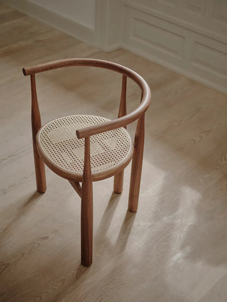 Bukowski Chair m. französischem Geflecht, Walnuss von New Works - 3 - Jacobsen Plus