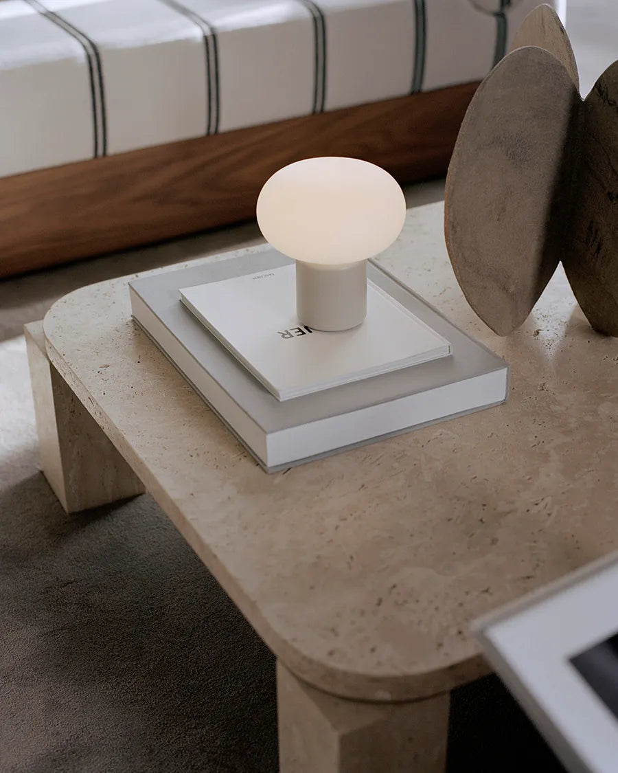 Karl-Johan tragbare Tischleuchte, Light Grey von New Works