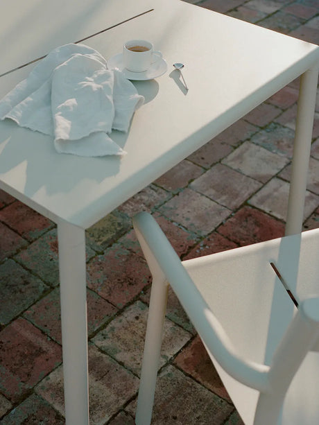 May havestol m. armlæn, light grey fra New Works - 2 - Jacobsen Plus
