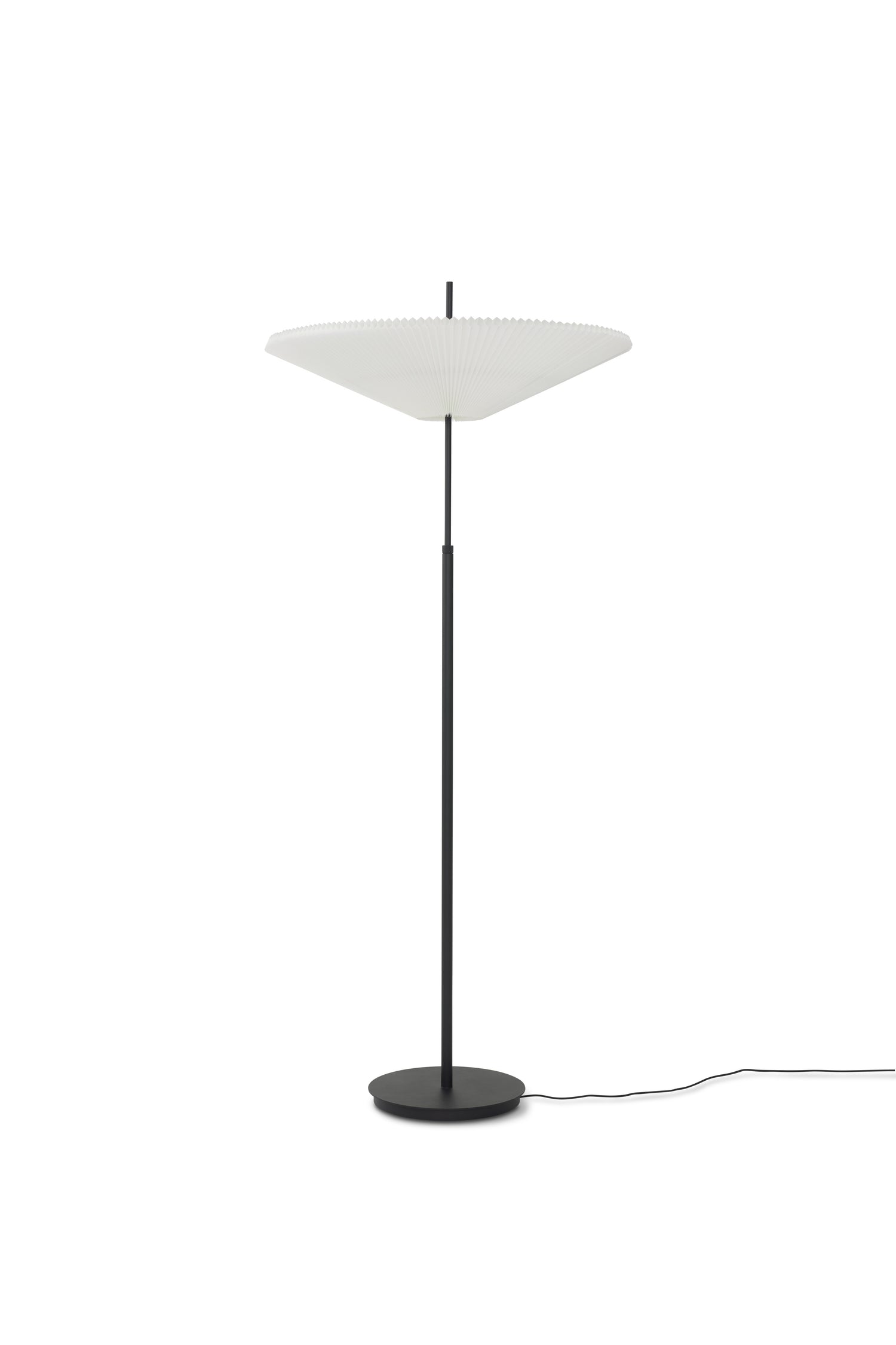 New Works Nebra gulvlampe