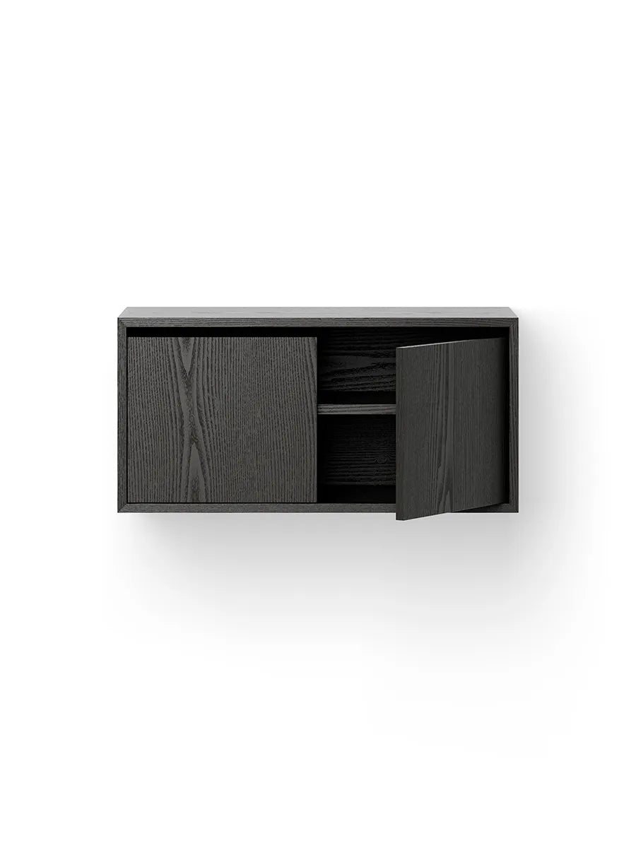 Cabinet Low w. Doors fra New Works