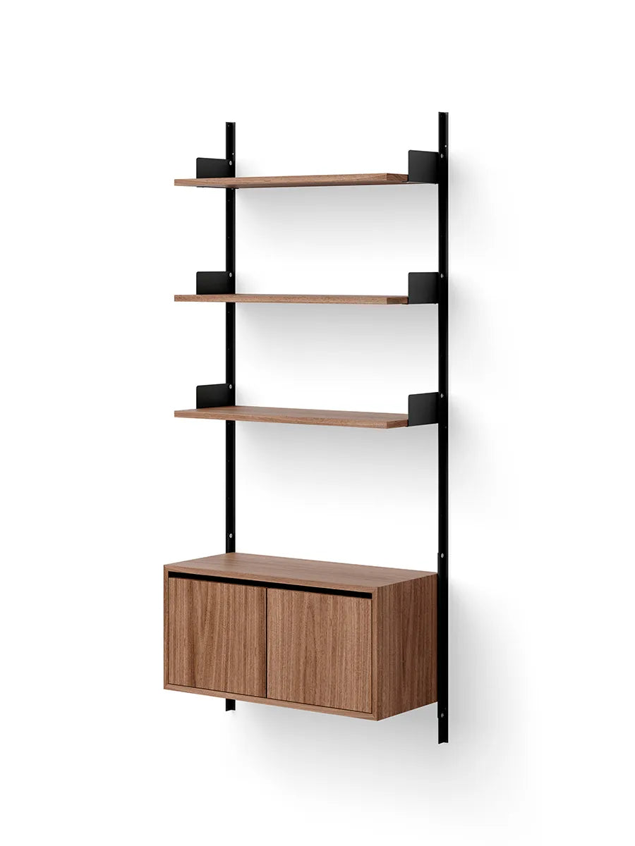 Wall Shelf Cabinet Low w. Doors fra New Works - Valnød-sort - Jacobsen Plus