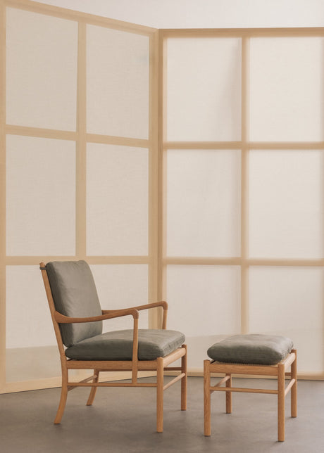 OW149 Colonial Sessel, Eiche Öl, Terra-Leder von Ole Wanscher - Terra Jade 20368 - Jacobsen Plus