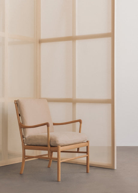 OW149 Colonial Sessel, Eiche Öl, Terra-Leder von Ole Wanscher - Terra Jade 20368 - Jacobsen Plus