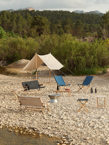 Outdoor Market Folding Stool von HAY - Blau mit beige Stripe - Jacobsen Plus