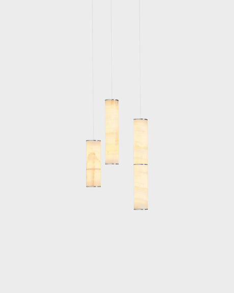 Pars Cluster 3 Pendelleuchte von Anour - Gebürsteter Edelstahl / Weißer Onyx - Jacobsen Plus