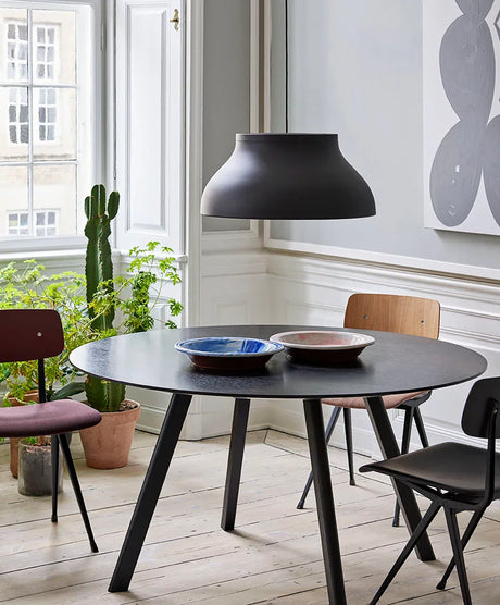 Copenhague CPH25 Tisch, Ø140 cm von HAY - Lackierte Eiche / Lackierte Eiche - Jacobsen Plus