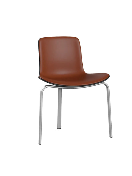 PK8 Stuhl von Poul Kjærholm - Schwarz geformter Kunststoff / Aura Leder / Cognac - Jacobsen Plus