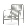 Palissade Lounge Chair High, sky grey fra Hay