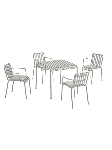 Palissade sæt, 4 armstole og bord i sky grey fra HAY - 1 - Jacobsen Plus