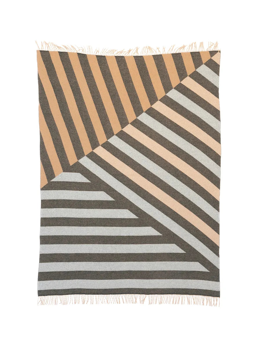 Patch Plaid, white/deer/Onyx von raawii - 1 - Jacobsen Plus