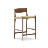 Pia Counter Stool fra DK3 - Oliebehandlet valnød - Jacobsen Plus
